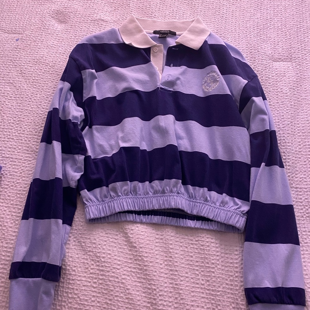 Forever 21 collared long sleeve with blue stripes